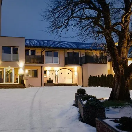 Holiday home Haus Schnoell 5 *